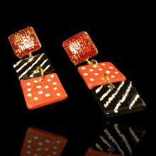 Carica l'immagine nel visualizzatore di Gallery, Contrasti two