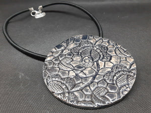 "Iron Texture" ceramic necklace